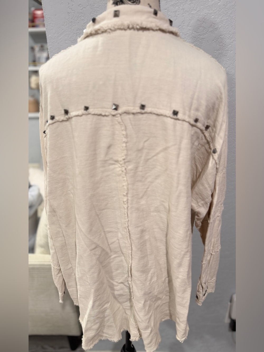 Davi & Dani Studded Button Down Shirt Large | Boho Western Raw Hem Oversized - Picture 7 of 12